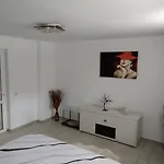 Апартаменти La Relax *