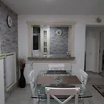 Апартаменти La Relax Брашов